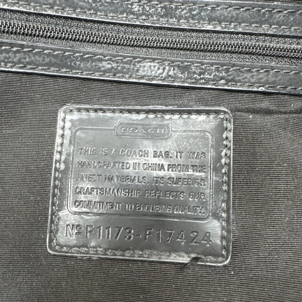 Coach signature logo